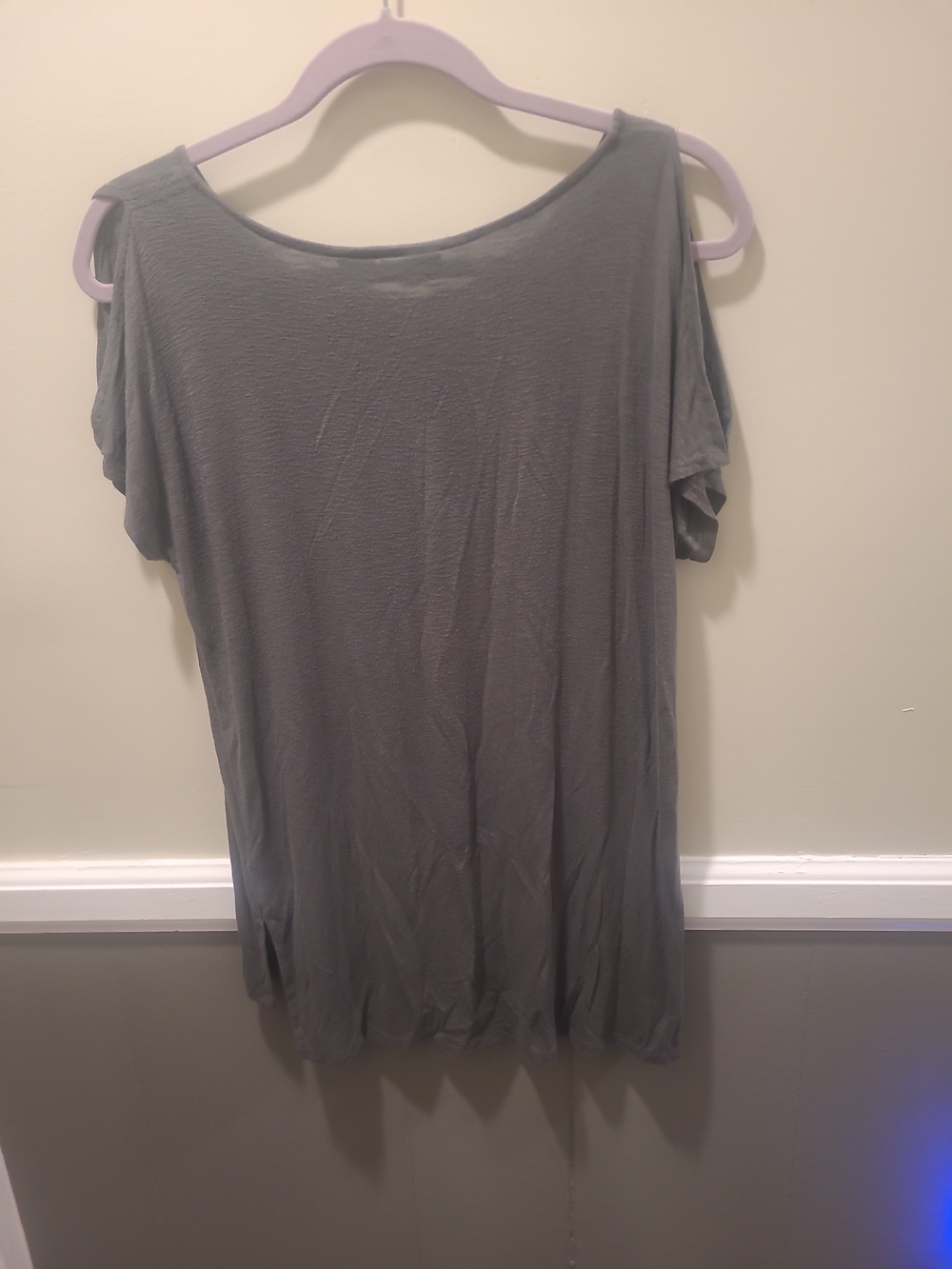 Tahari Womens Small Cold Shoulder Olive Green S/S Blouse - Picture 6 of 11